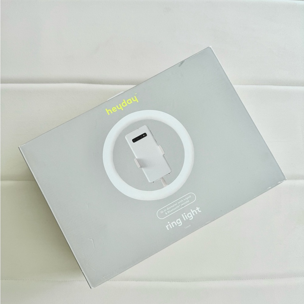 Heyday Ring Light with Tripod in Gray